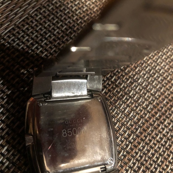 Gucci watch 8500m - Picture 1 of 4